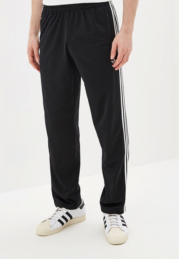 Мужские черно-белые спортивные штаны в вертикальную полоску от adidasOriginals, 3,740 руб.
