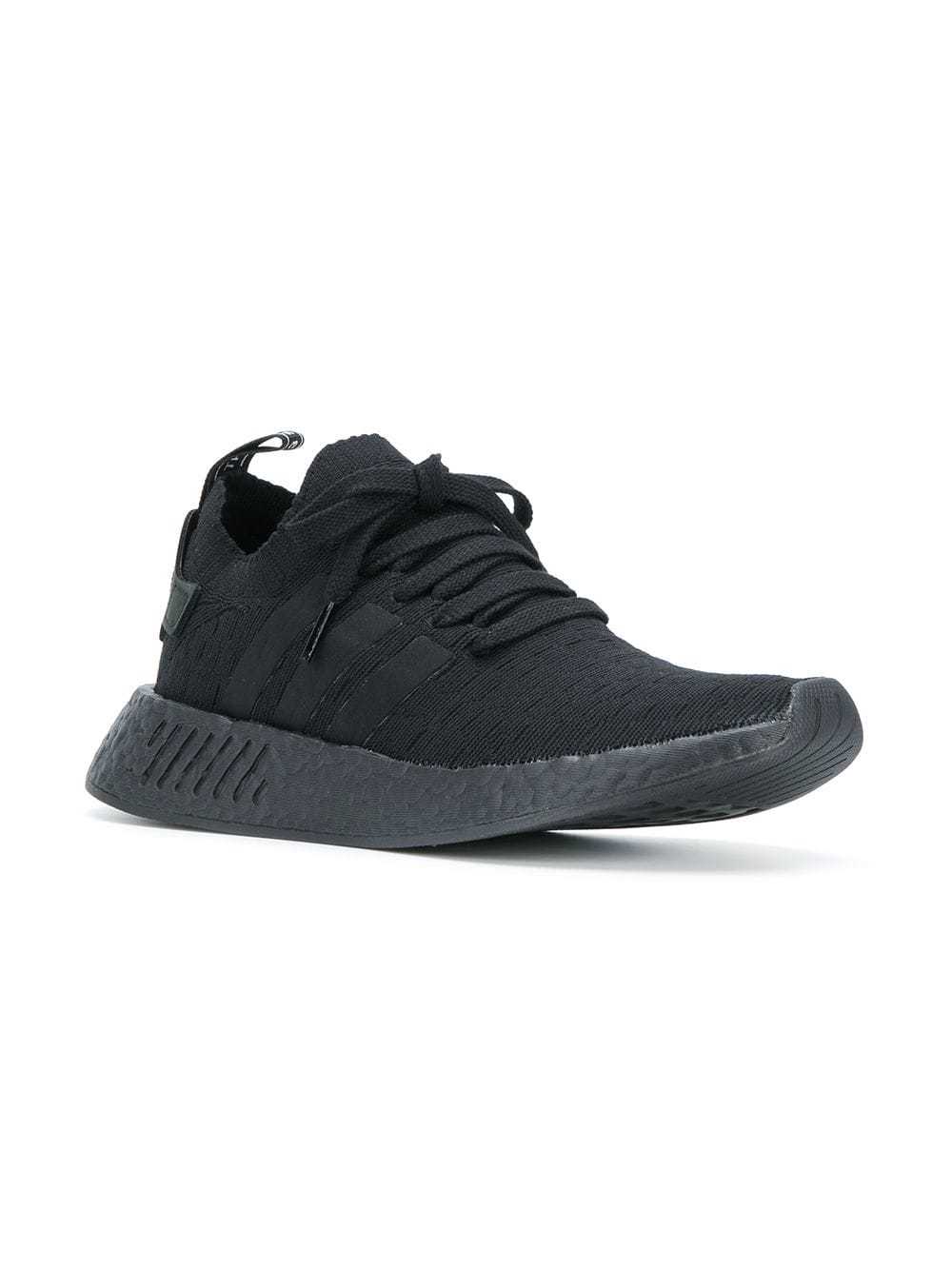 all black nmd r2