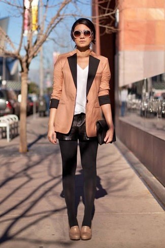 Кожаный коричневый пиджак женский с чем носить