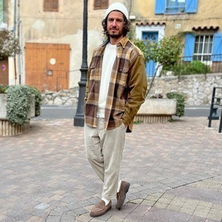 С чем носить бежевые вельветовые брюки мужчине – 178 фото