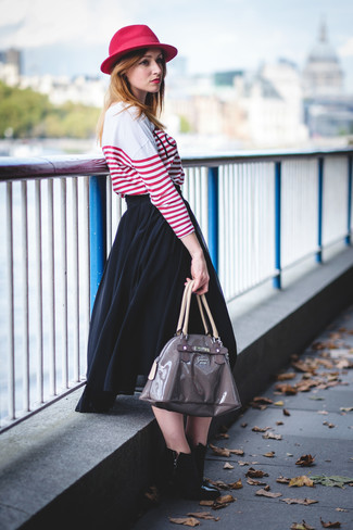 Как носить ботильоны с юбкой-миди