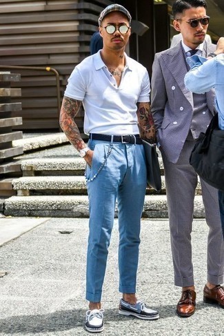 С чем носить бирюзовую бейсболку мужчине