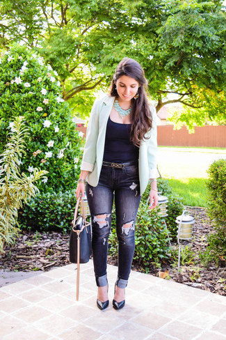 Какие туфли носить с бирюзовым пиджаком