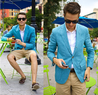 Какие шорты носить с бирюзовым пиджаком мужчине