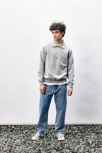 С чем носить бирюзовые джинсы мужчине