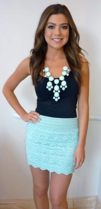 С чем носить бирюзовые украшения