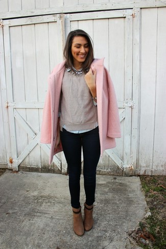 С чем носить бирюзовое колье