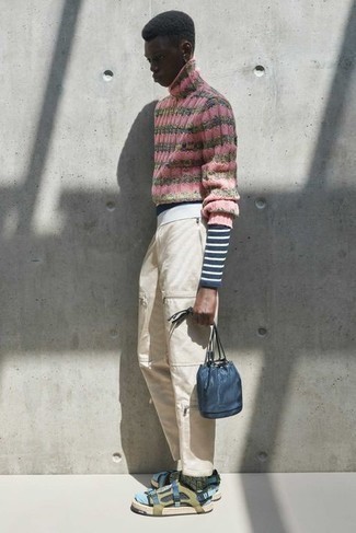 С чем носить бирюзовые носки с принтом мужчине