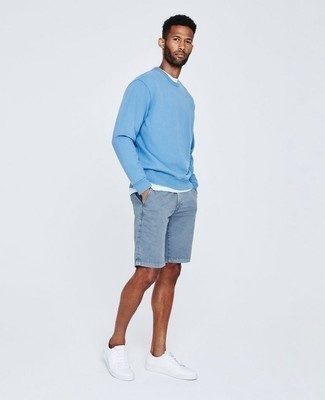 С чем носить бирюзовые шорты мужчине