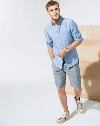 С чем носить бирюзовые шорты мужчине