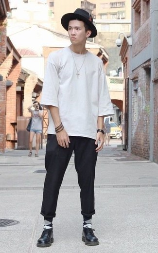 С чем носить носки с ромбами мужчине