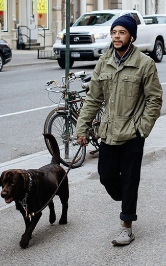 Как носить кроссовки с полевой курткой