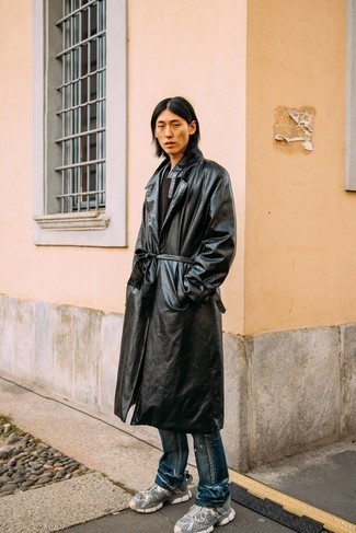 Как носить кроссовки с джинсами мужчине