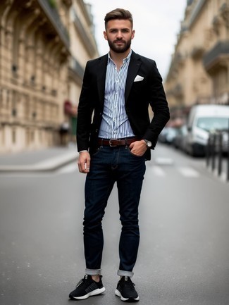 Как носить кроссовки с джинсами мужчине