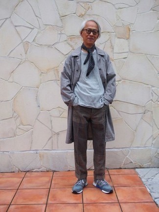 Как носить кроссовки с дождевиком мужчине