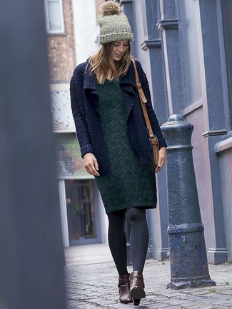 С чем носить шапку женщине