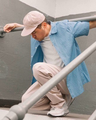 Какие брюки чинос носить с бежевыми кроссовками