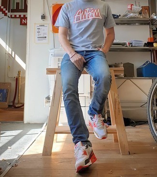 С чем носить бежевый браслет из бисера мужчине