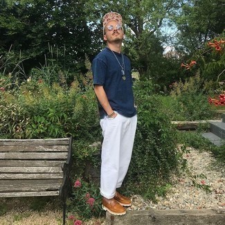 С чем носить бежевый браслет из бисера мужчине