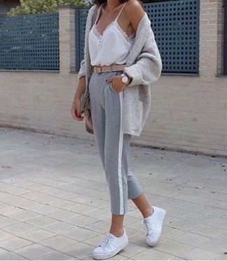 С чем носить бежевый ремень женщине