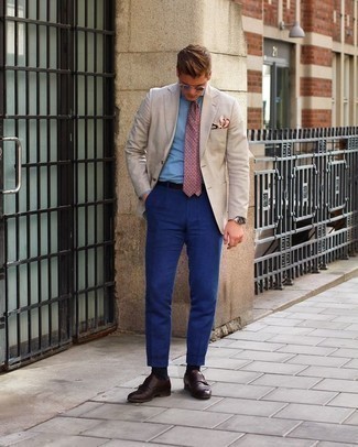 Какие монки носить с бежевым пиджаком