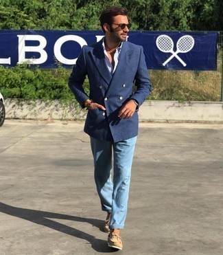 С чем носить бежевые топсайдеры