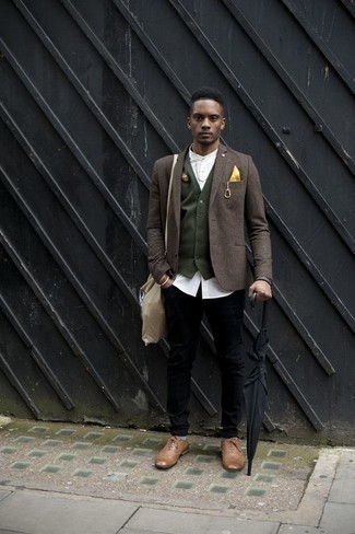 Какие пиджаки носить с бежевыми брогами