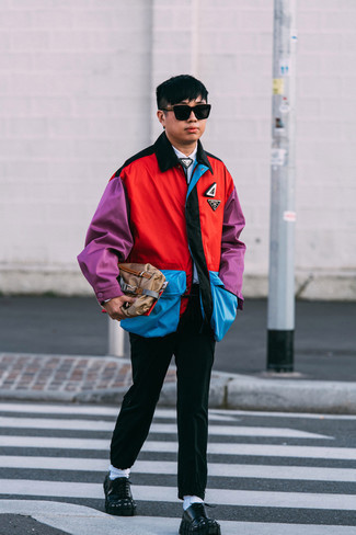 С чем носить бежевый мужской клатч из плотной ткани мужчине