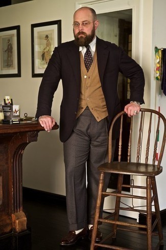 Какие пиджаки носить с бежевым кардиганом мужчине