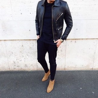 Какие бомберы носить с бежевыми ботинками челси мужчине