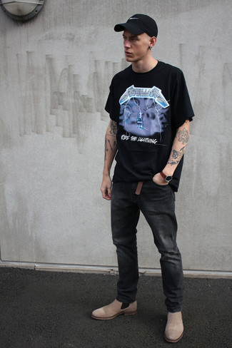 Какие джинсы носить с бежевыми ботинками челси мужчине