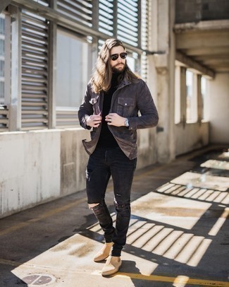 Какие водолазки носить с бежевыми ботинками челси мужчине