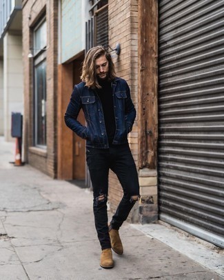 Какие водолазки носить с бежевыми ботинками челси мужчине