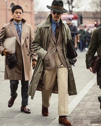 Как носить бежевые брюки чинос с бежевым пиджаком