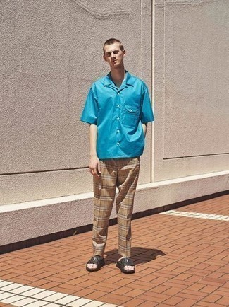 Какие сандалии носить с бежевыми брюками чинос