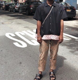 Какие сандалии носить с бежевыми брюками чинос