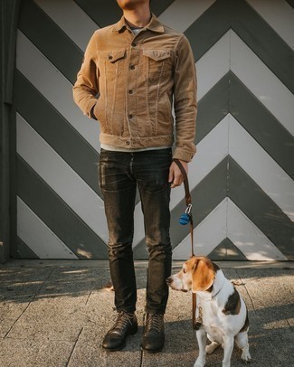 С чем носить бежевую вельветовую куртку мужчине