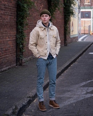 Какие джинсы носить с бежевой джинсовой курткой мужчине