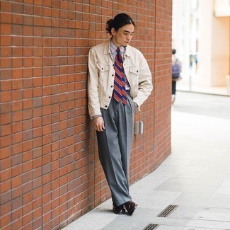 Какие лоферы носить с бежевой джинсовой курткой мужчине