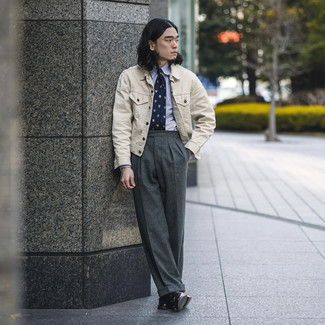 Какие лоферы носить с бежевой джинсовой курткой мужчине