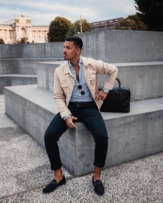 Какие лоферы носить с бежевой джинсовой курткой мужчине