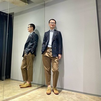 С чем носить бежевые туфли дерби