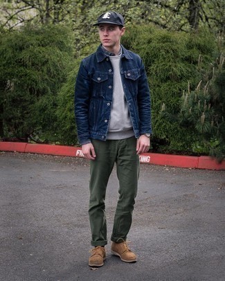 С чем носить бежевые туфли дерби