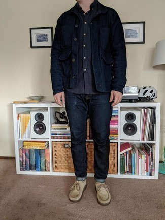 Какие полевые куртки носить с бежевыми ботинками дезертами