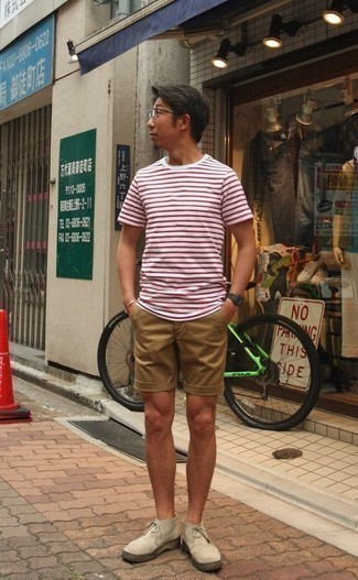 Какие шорты носить с бежевыми ботинками дезертами