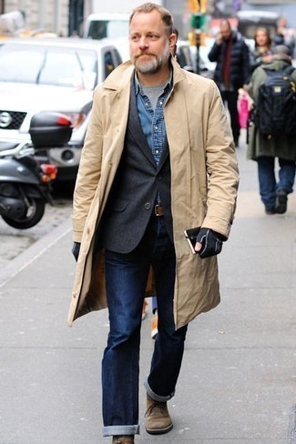 Какие плащи носить с бежевыми ботинками дезертами