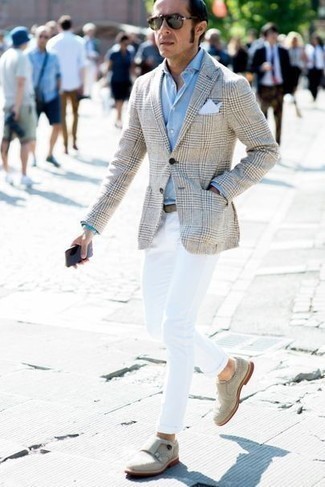 С чем носить бежевые монки с двумя ремешками