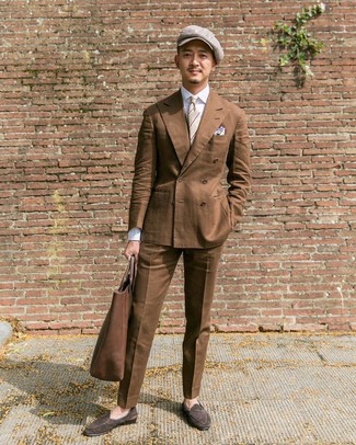 С чем носить бежевую кепку мужчине