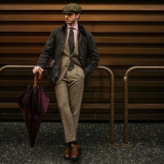 С чем носить бежевые перчатки мужчине