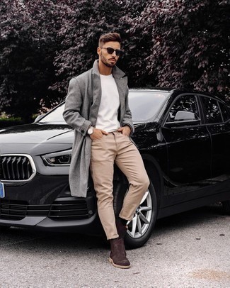 Какие длинные пальто носить с бежевыми джинсами